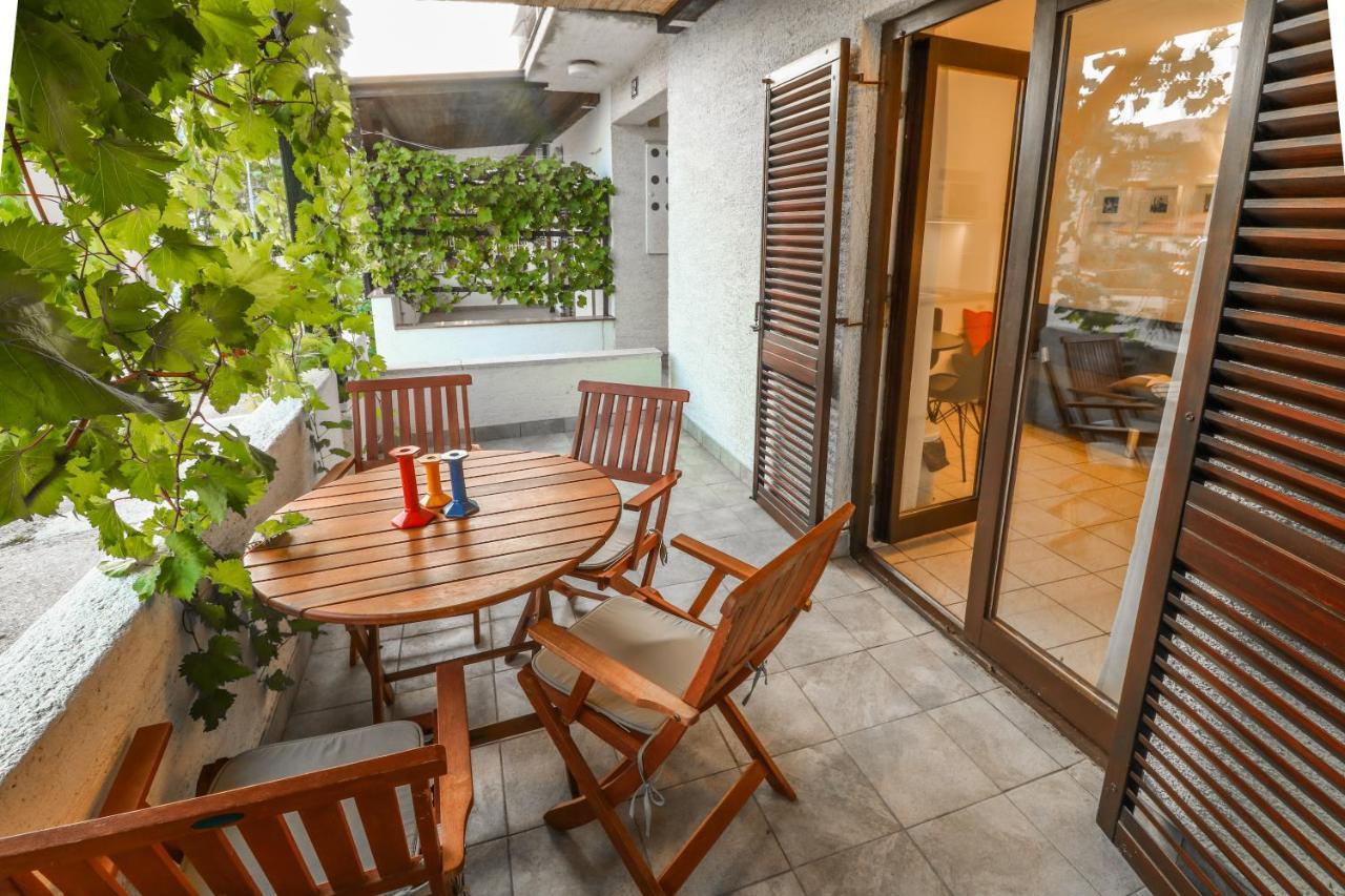 Apartments Vladan With Terrace Башка Экстерьер фото